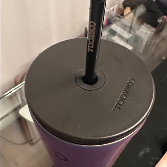 CORKCICLE bottle. Land Rover - Picture 4 of 5